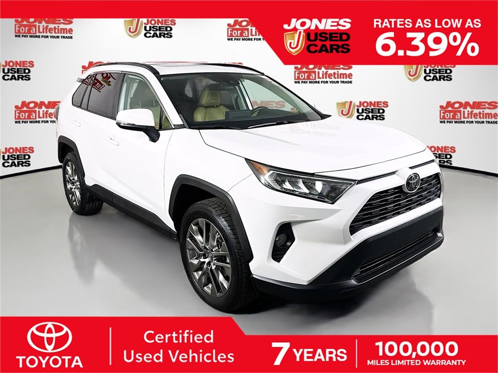 2020 Toyota RAV4 XLE Premium's photo