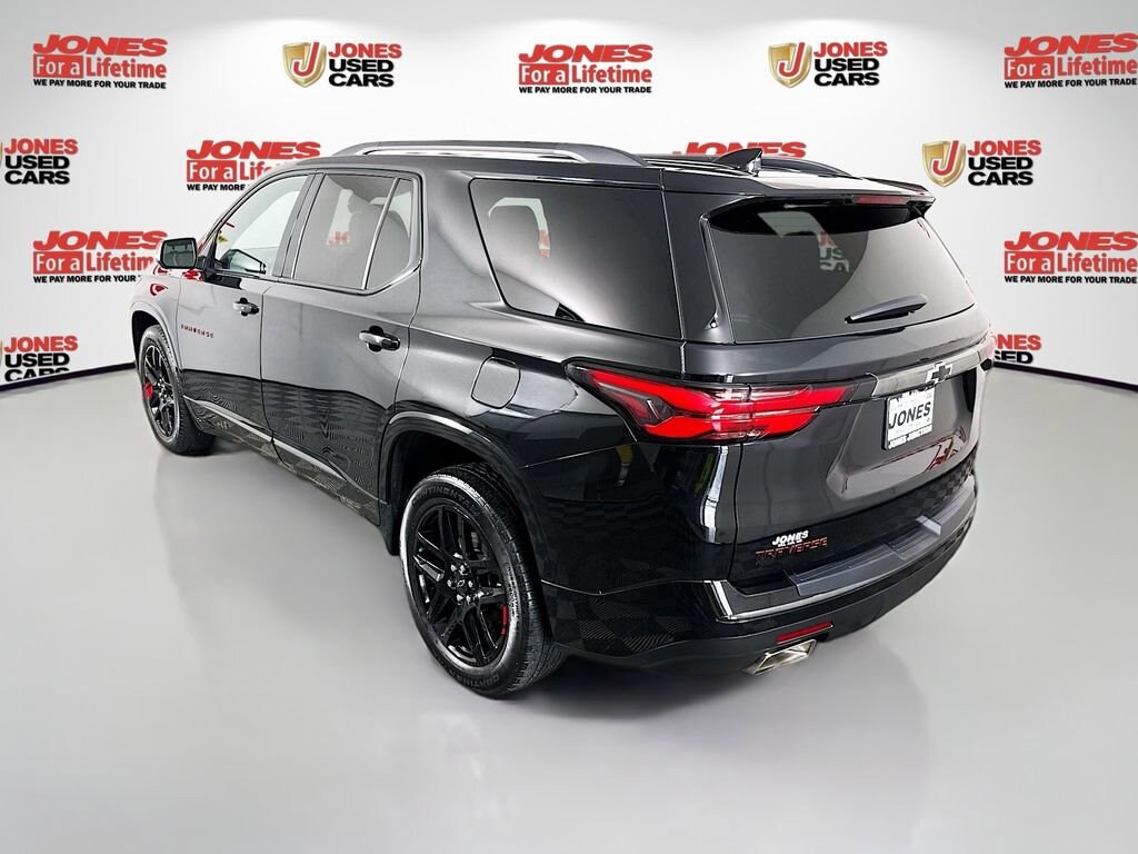 Used 2023 Chevrolet Traverse Premier SUV