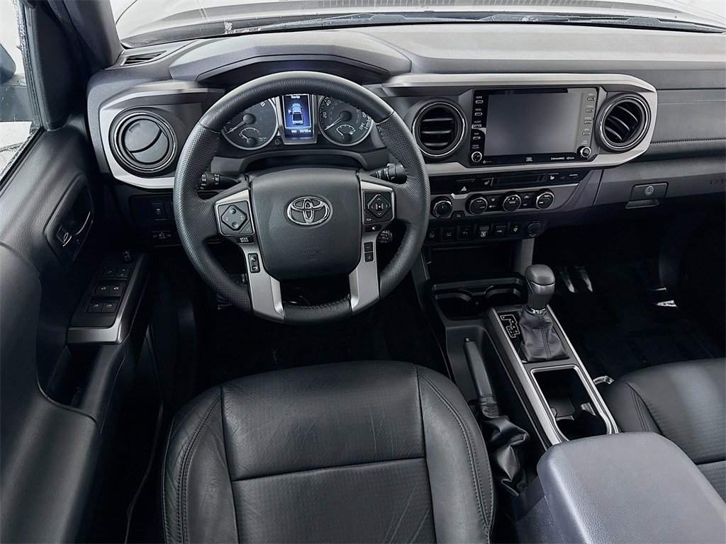 2021 Toyota Tacoma Limited photo 3