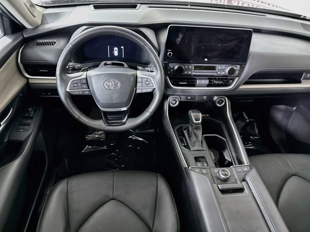 Used 2024 Toyota Grand Highlander Platinum SUV