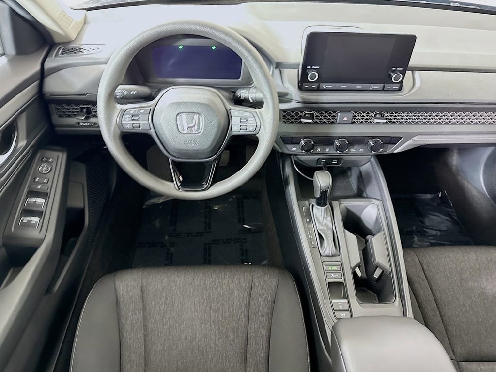 Used 2025 Honda Accord SE Sedan