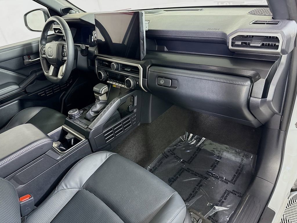 2025 Toyota 4Runner Limited - Photo 33