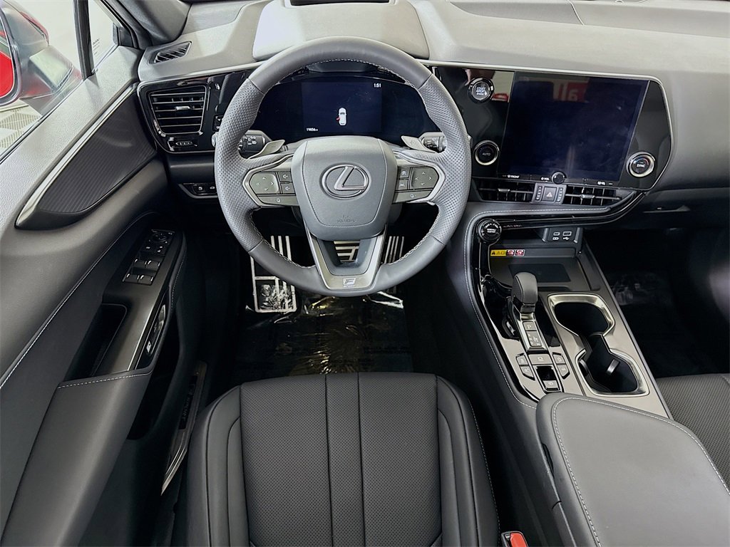 2024 Lexus NX 350 F SPORT Handling photo 3