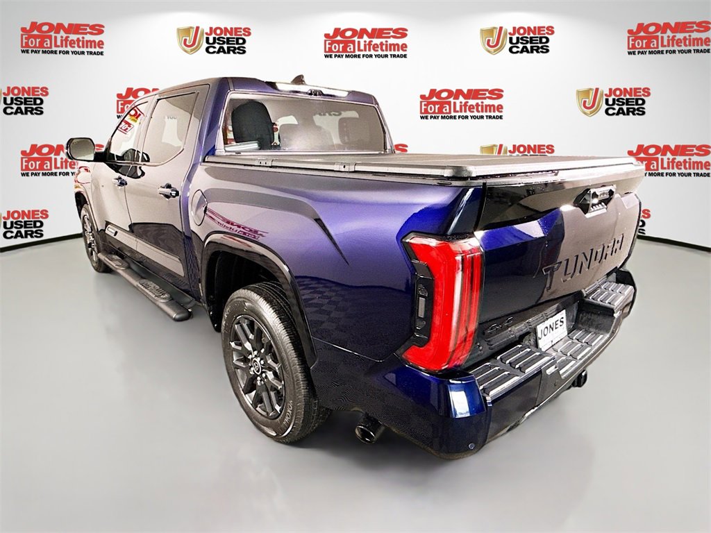 2023 Toyota Tundra Platinum photo 2