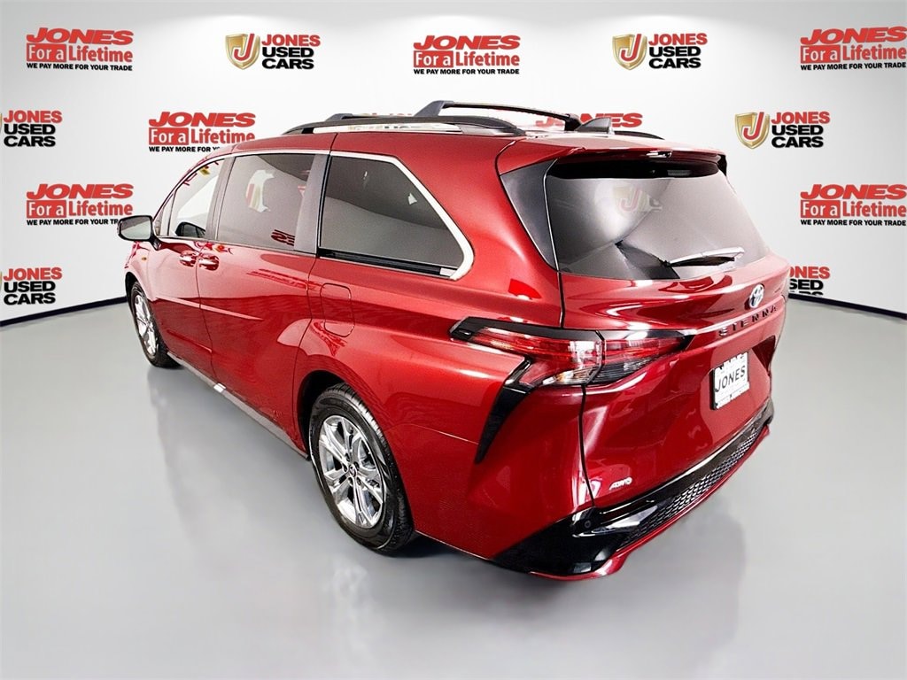 Used 2022 Toyota Sienna XSE Van Passenger Van