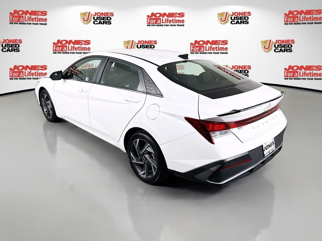 Used 2025 Hyundai Elantra SEL Sport Sedan