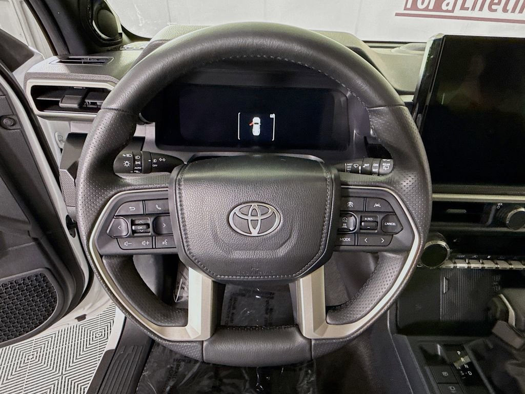2025 Toyota 4Runner Limited - Photo 21