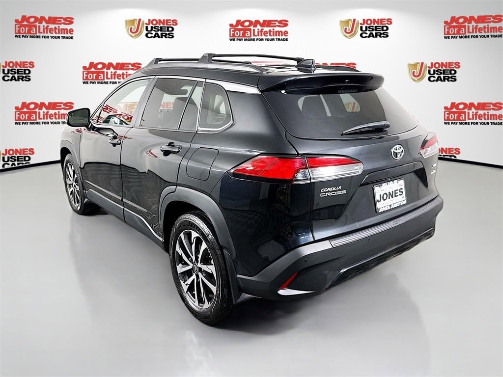 Used 2023 Toyota Corolla Cross XLE SUV