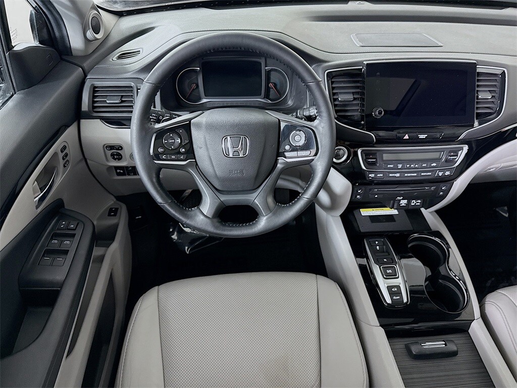 2021 Honda Pilot Elite photo 3