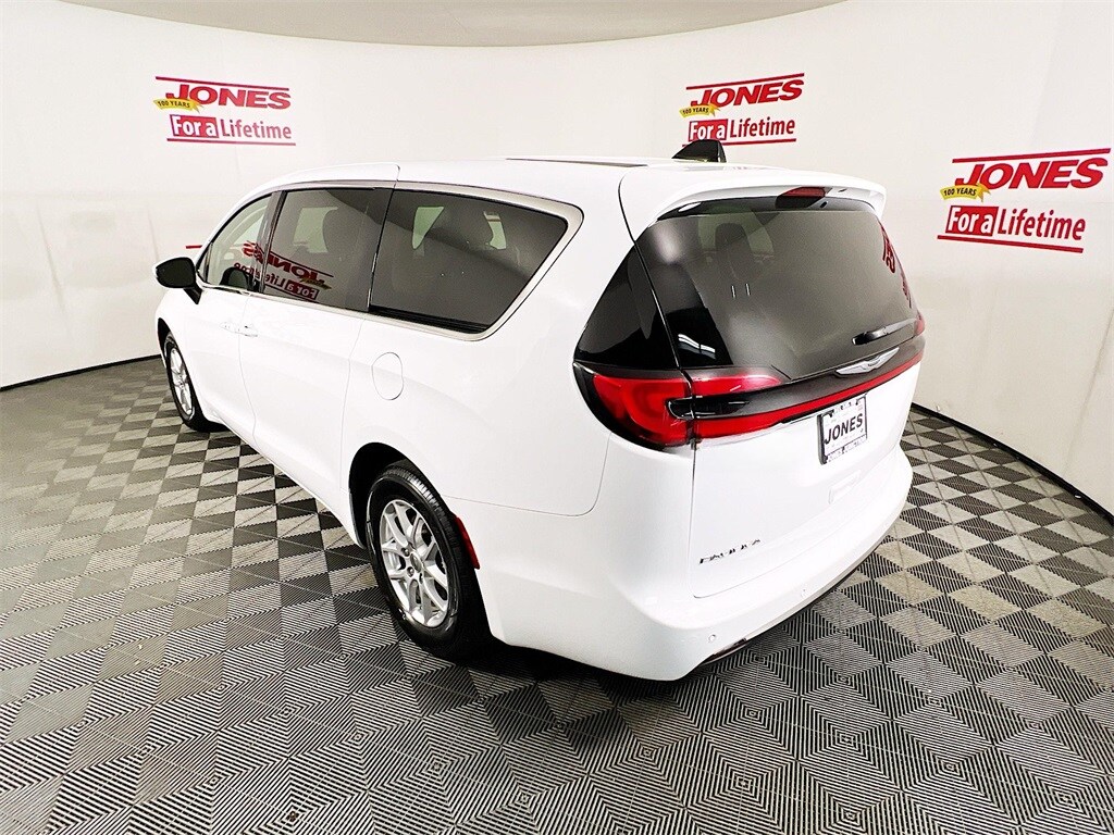 Certified 2023 Chrysler Pacifica Touring L with VIN 2C4RC1BG5PR534707 for sale in Fallston, MD