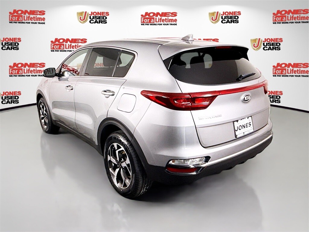 2022 Kia Sportage LX photo 2