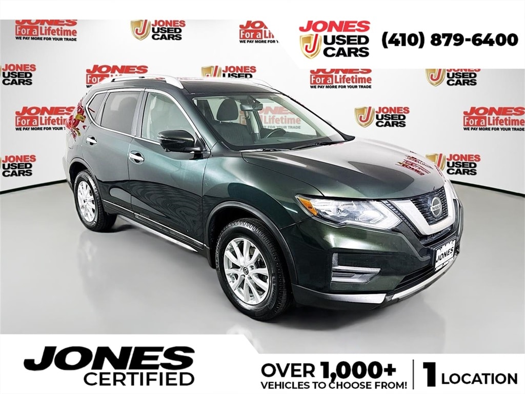 2018 Nissan Rogue SV's photo