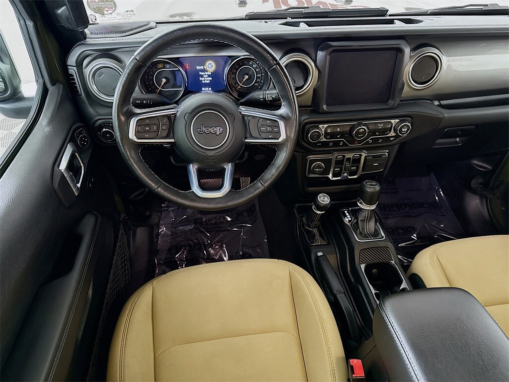 2020 Jeep Wrangler Unlimited Sahara photo 3