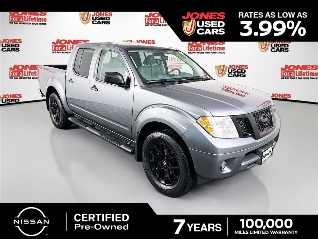 2021 Nissan Frontier SV Crew Cab 4X4 SWB's photo