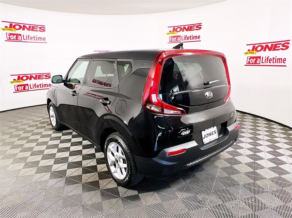 Used 2020 Kia Soul S with VIN KNDJ23AU4L7068556 for sale in Fallston, MD