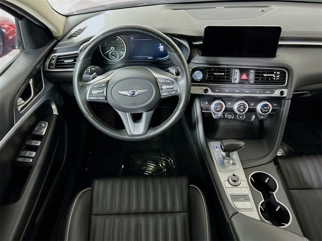 2022 Genesis G70 2.0T photo 3