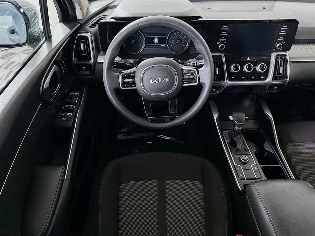Used 2023 Kia Sorento LX SUV