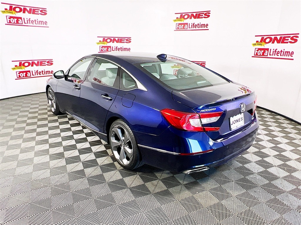 Used 2018 Honda Accord Touring with VIN 1HGCV1F94JA172264 for sale in Fallston, MD