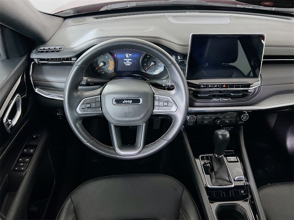 2022 Jeep Compass Limited photo 2