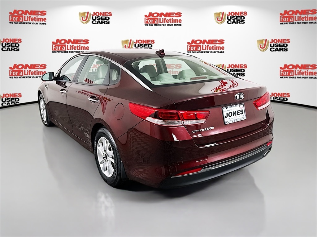 Used 2017 Kia Optima LX Sedan
