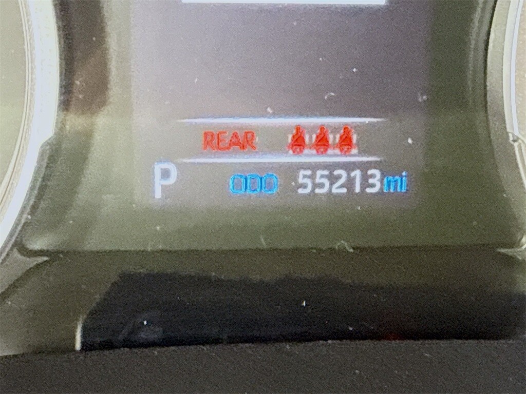 2020 Toyota RAV4 Hybrid LE photo 4