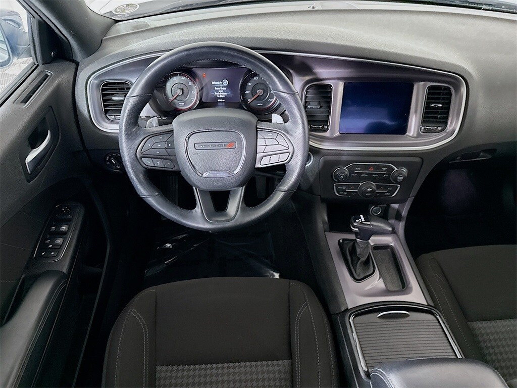2020 Dodge Charger SXT photo 3