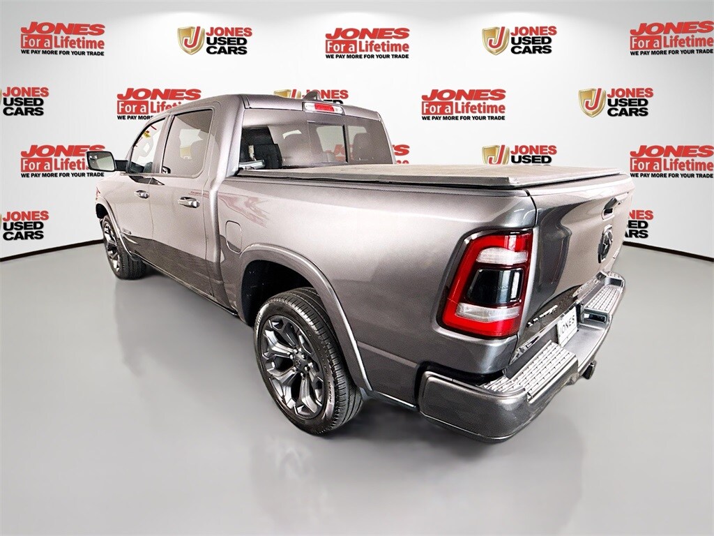 2022 Ram 1500 Limited photo 2
