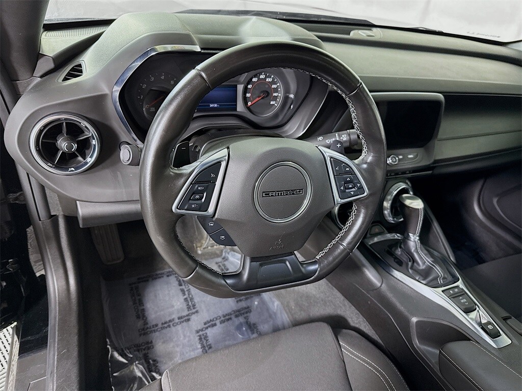 2022 Chevrolet Camaro LT1 photo 3