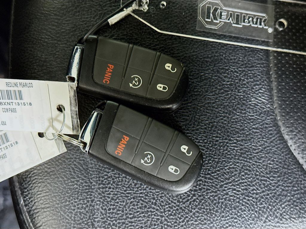 2022 Jeep Compass (RED) Edition - Photo 32