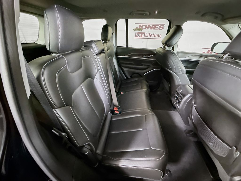 2023 Jeep Grand Cherokee Limited - Photo 31