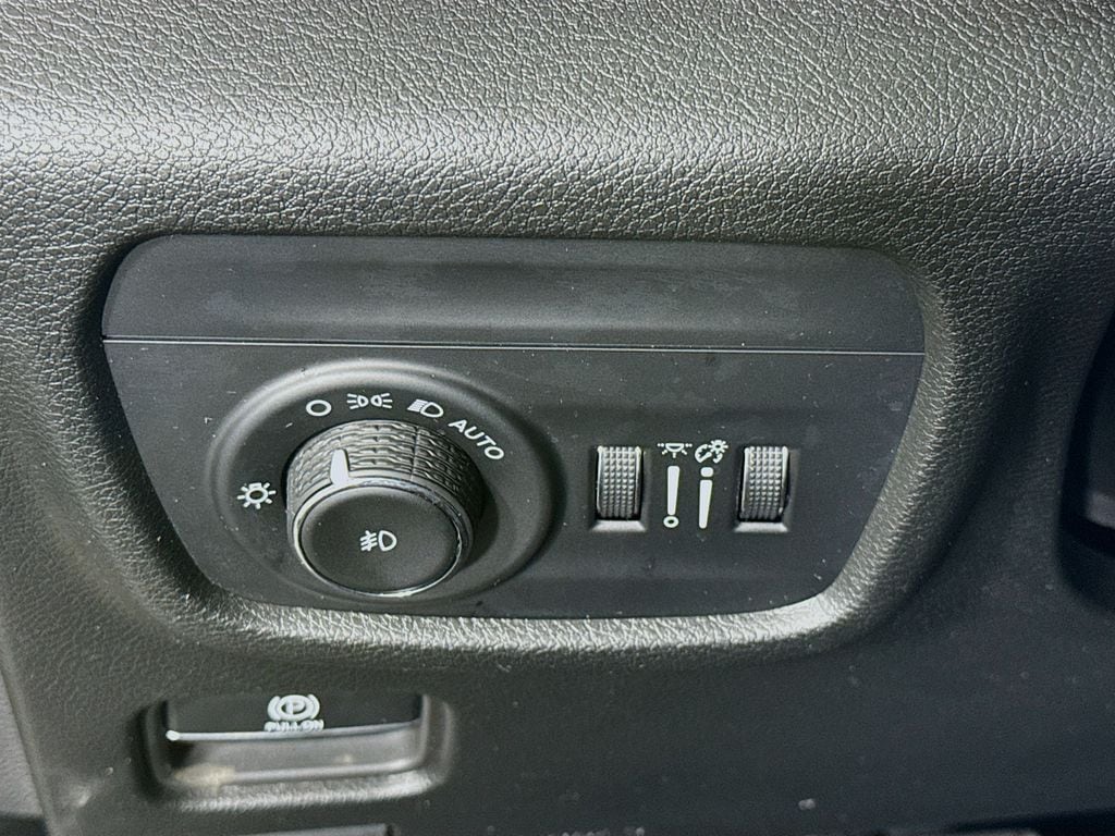 2023 Jeep Grand Cherokee Limited - Photo 19