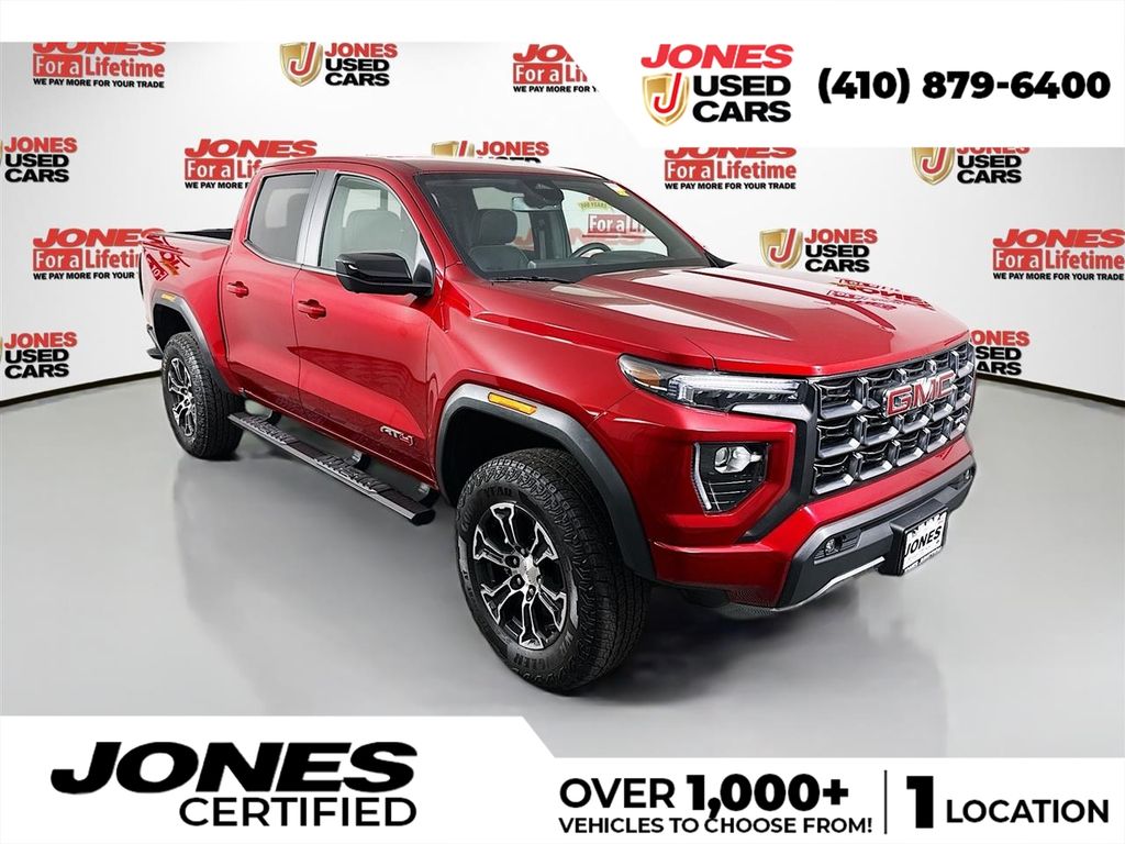 2024 GMC Canyon 4WD AT4 Crew Cab Short Box's photo