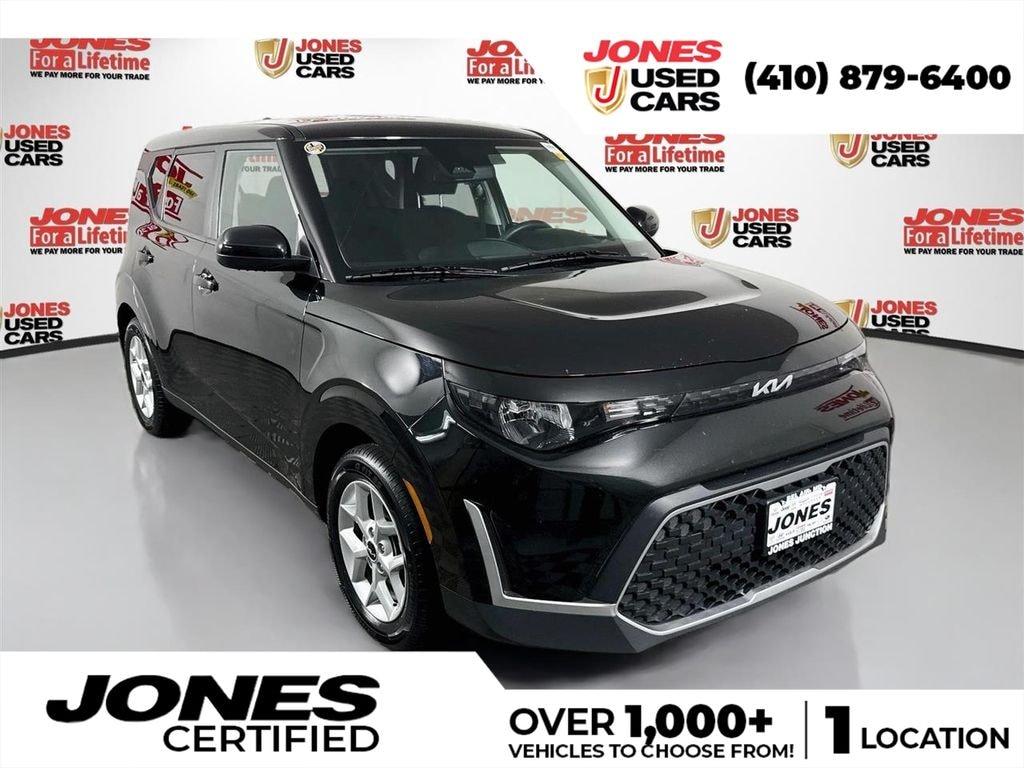 Certified 2024 Kia Soul LX Hatchback