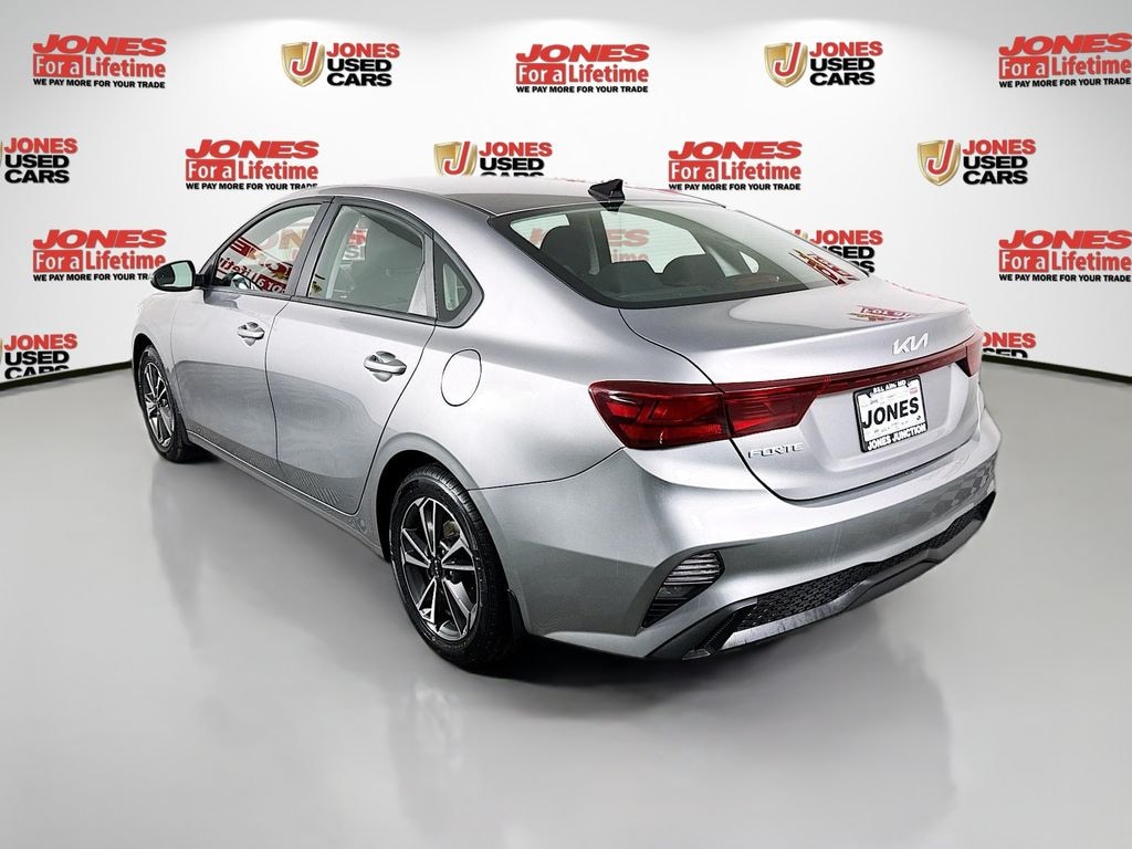 Used 2023 Kia Forte LXS Sedan