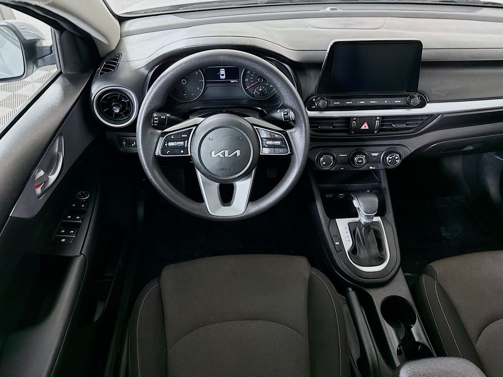 Used 2023 Kia Forte LXS Sedan