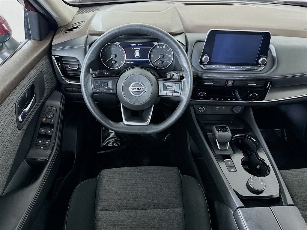 2021 Nissan Rogue SV photo 3