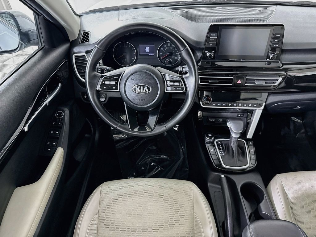 Used 2021 Kia Seltos EX SUV