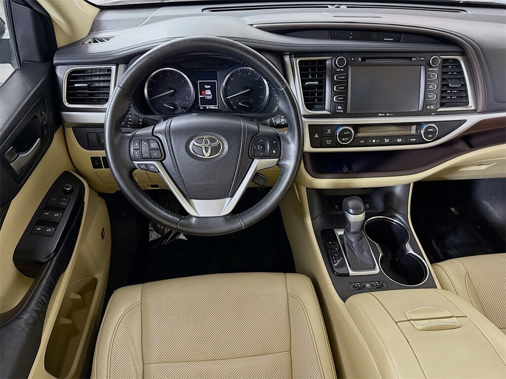 2015 Toyota Highlander Limited photo 3