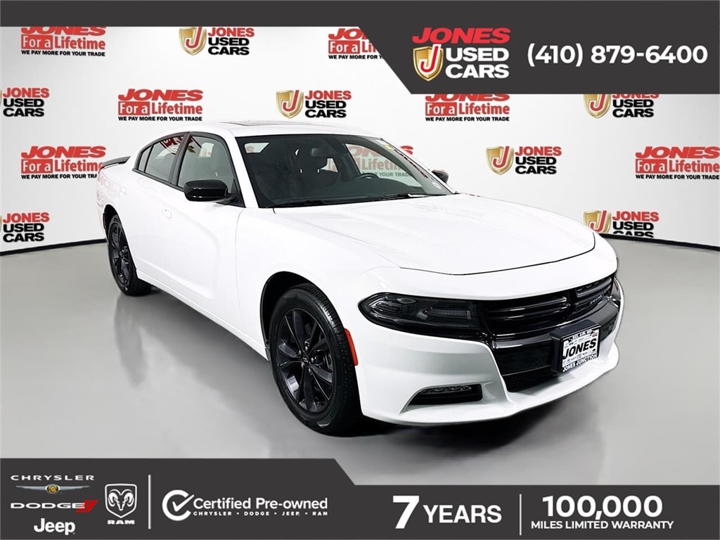 2020 Dodge Charger SXT's photo