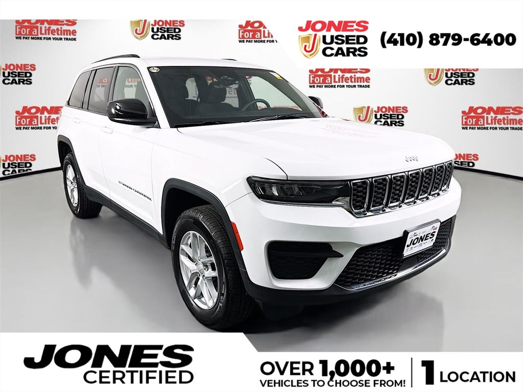 2025 Jeep Grand Cherokee Laredo X 4x4's photo
