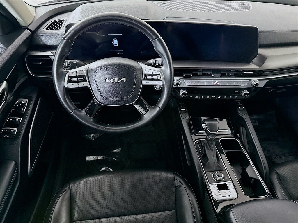 2023 Kia Telluride S photo 2