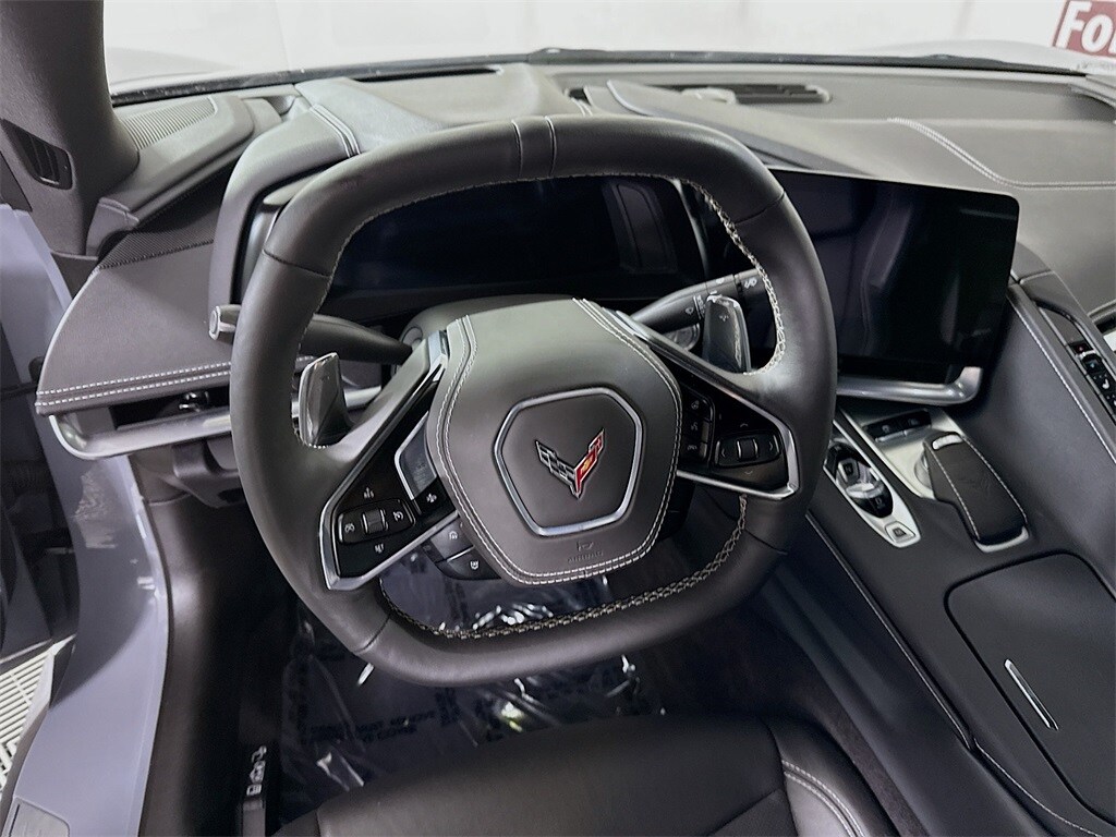 2025 Chevrolet Corvette Stingray photo 3