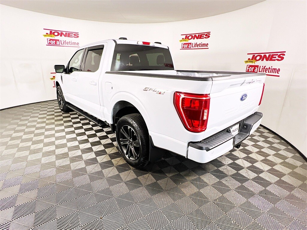 2022 Ford F-150 XLT photo 2