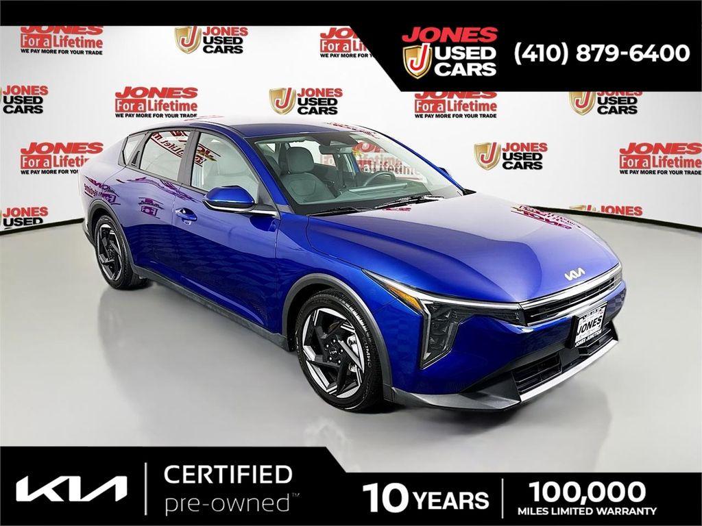 2025 Kia K4 EX AT's photo