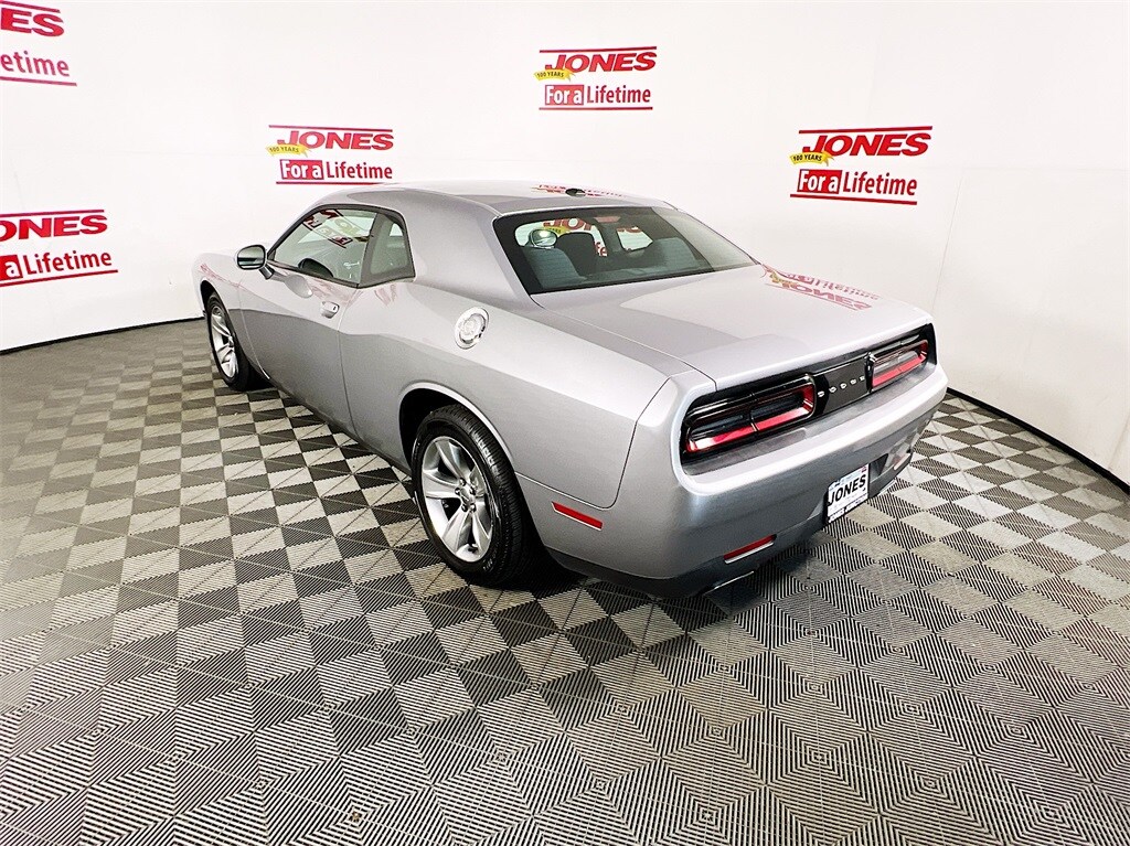 Used 2017 Dodge Challenger SXT with VIN 2C3CDZAG3HH614800 for sale in Fallston, MD