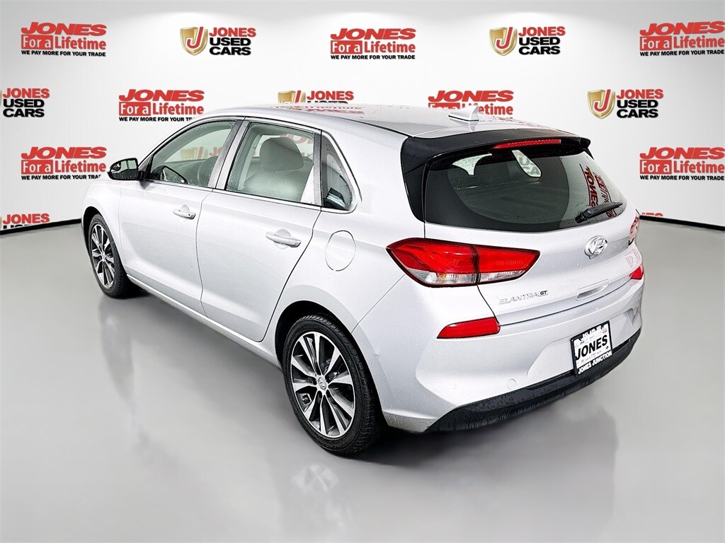 2019 Hyundai Elantra GT Base photo 2