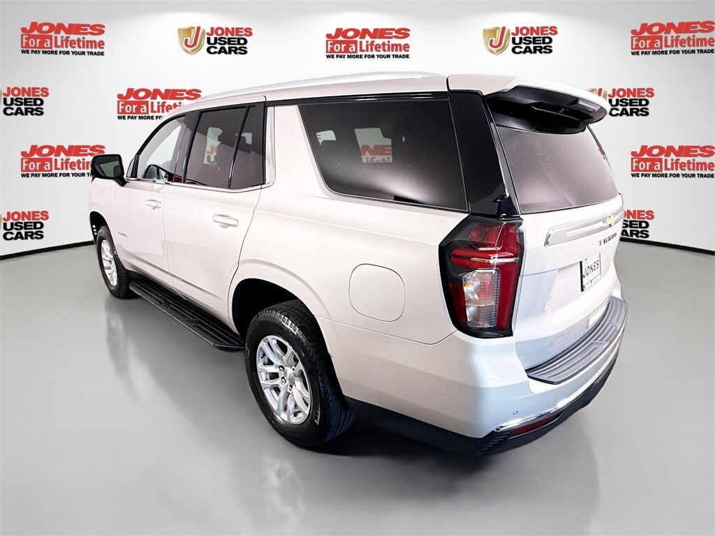 2022 Chevrolet Tahoe LT photo 2