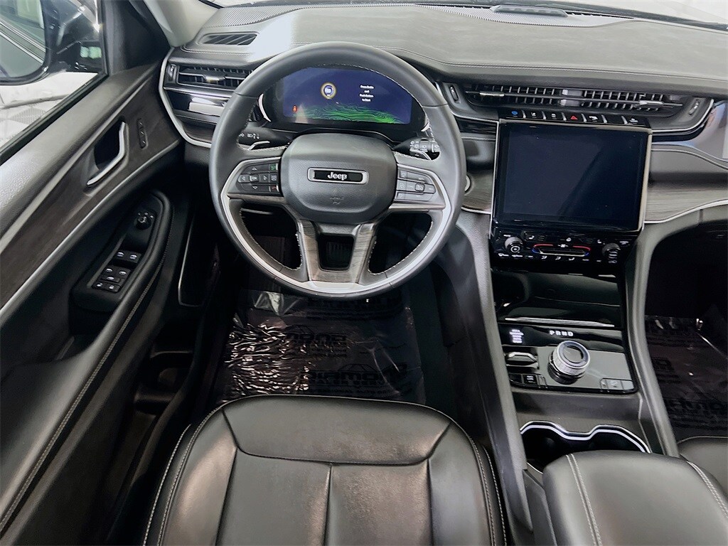 2023 Jeep Cherokee 4xe photo 3
