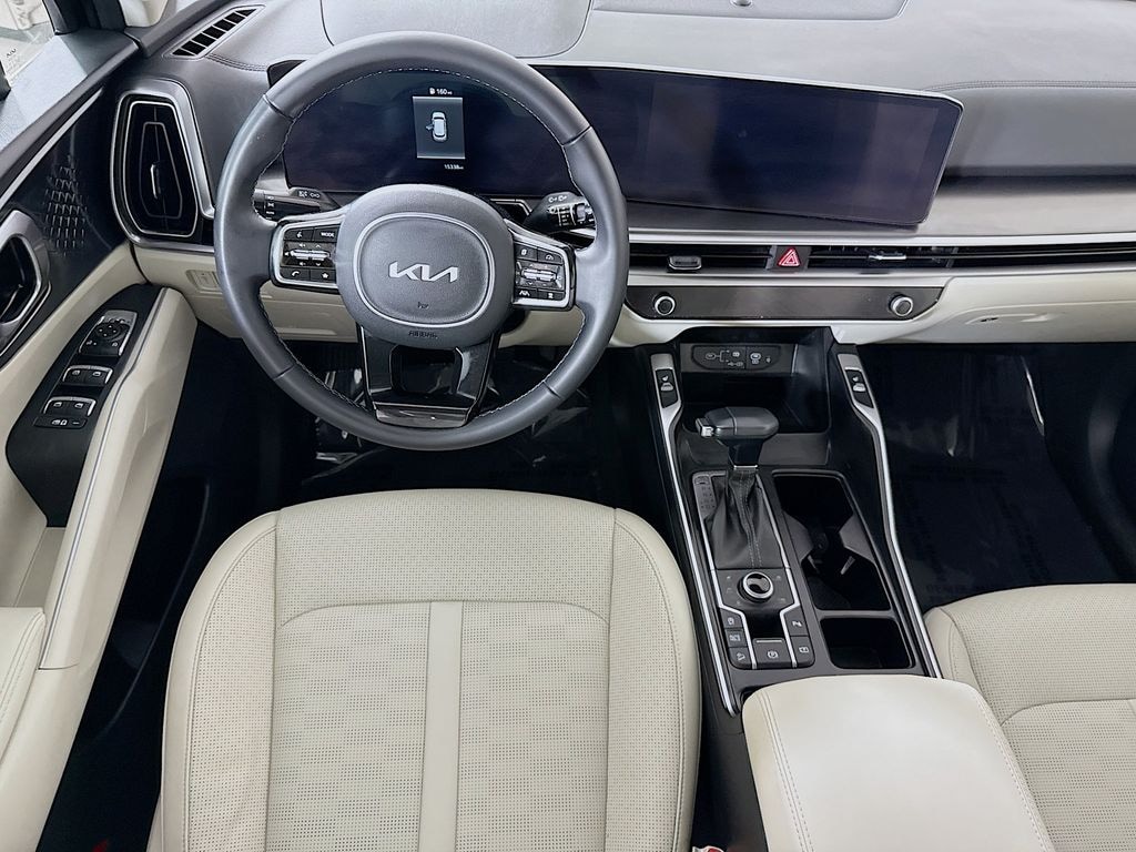 Used 2025 Kia Sorento S SUV