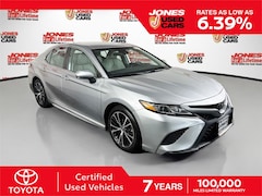 2020 Toyota Camry SE Sedan
